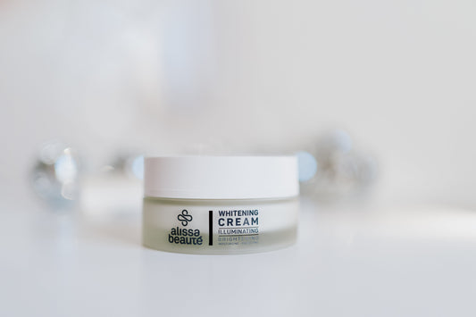 ILLUMINATING – tratament profesional pentru pete pigmentare